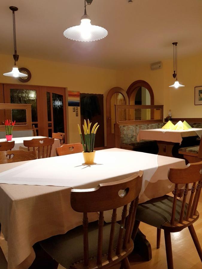 Hotel Pension Schweitzer ซีลันโดร ภายนอก รูปภาพ