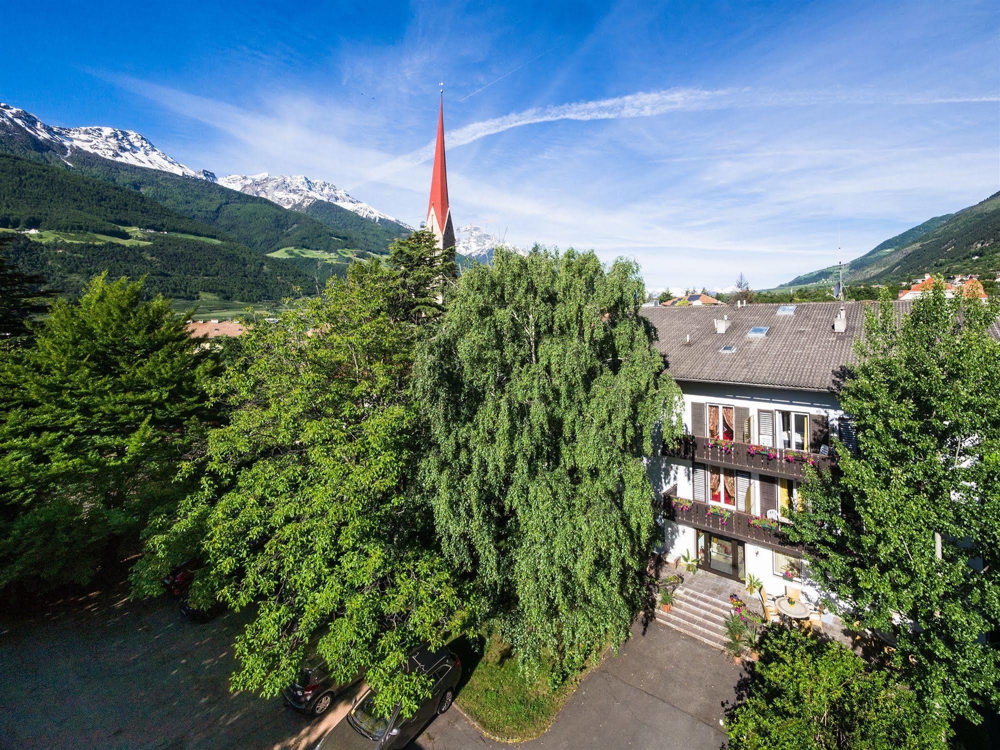 Hotel Pension Schweitzer ซีลันโดร ภายนอก รูปภาพ